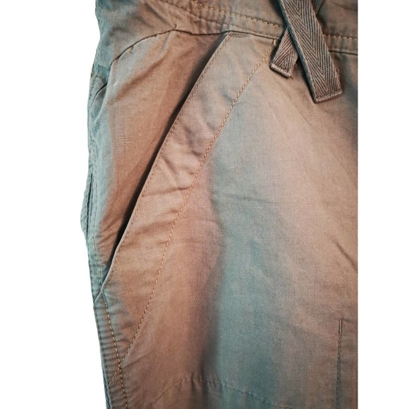 Mountain Hard‎ Wear Zip-Fly light green Capri Pants Women’s Size 12 36X22 - Picture 5 of 9